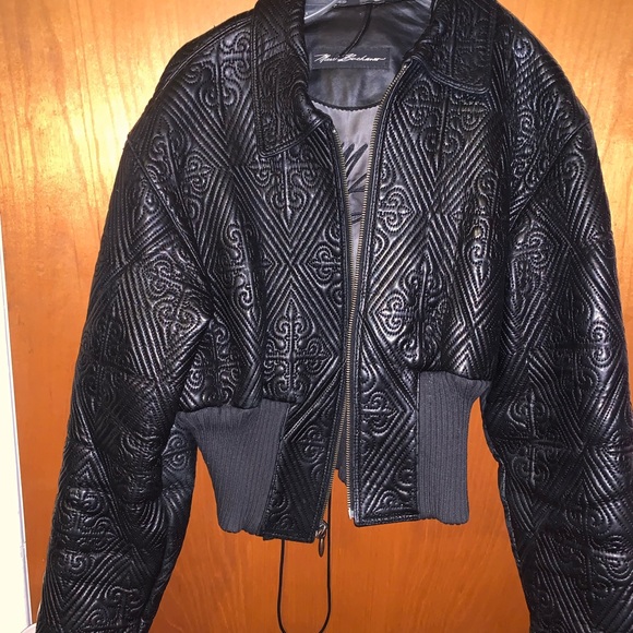 Leather jacket - Picture 3 of 8